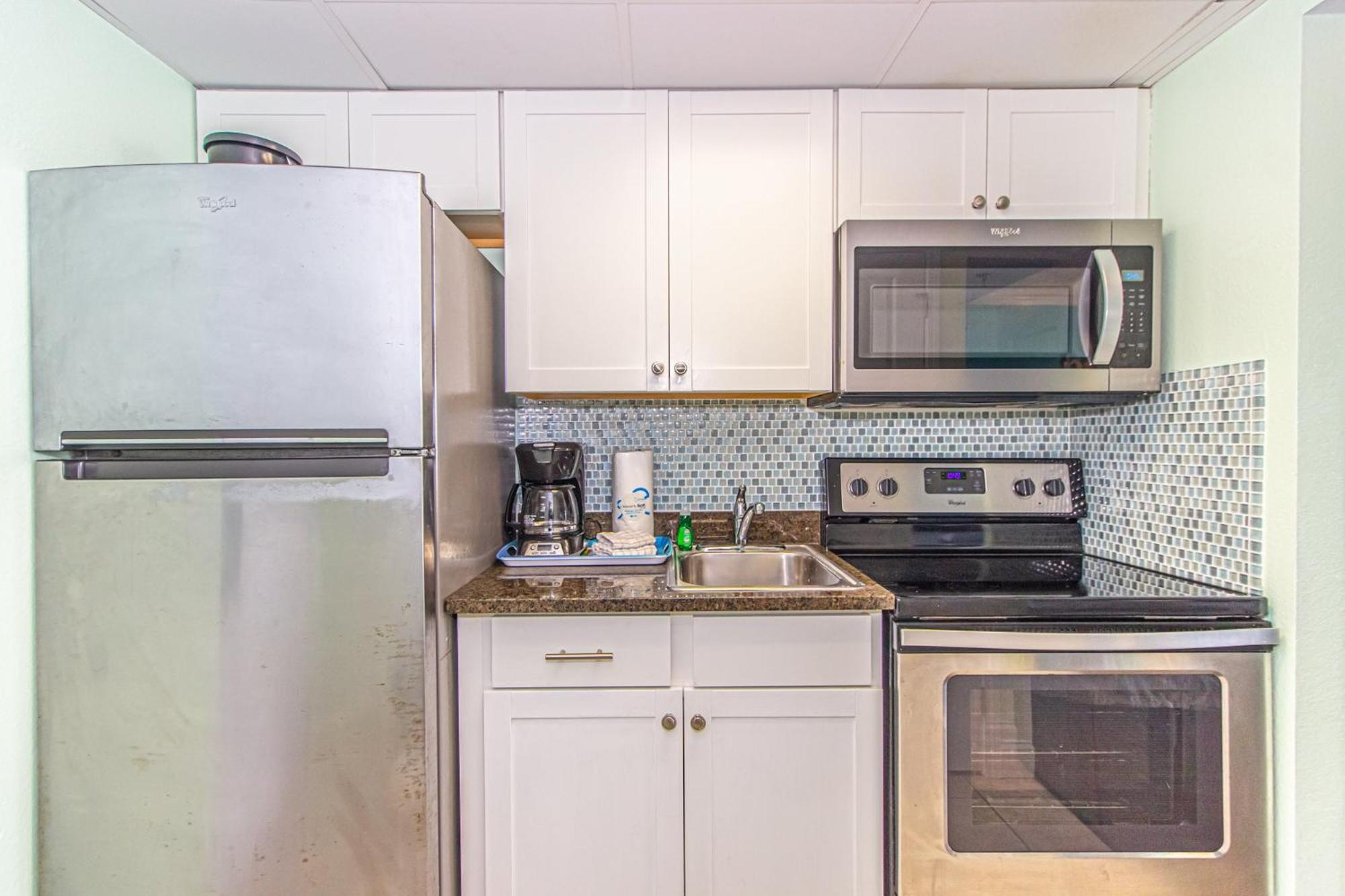 Oversized Ocean View Queen Suite With Beautiful Fireplace And Accents - Sleeps 4 Guests! Myrtle Beach Szoba fotó