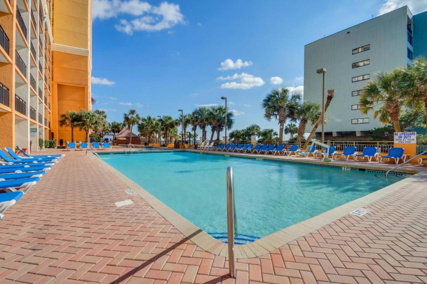Oversized Ocean View Queen Suite With Beautiful Fireplace And Accents - Sleeps 4 Guests! Myrtle Beach Szoba fotó