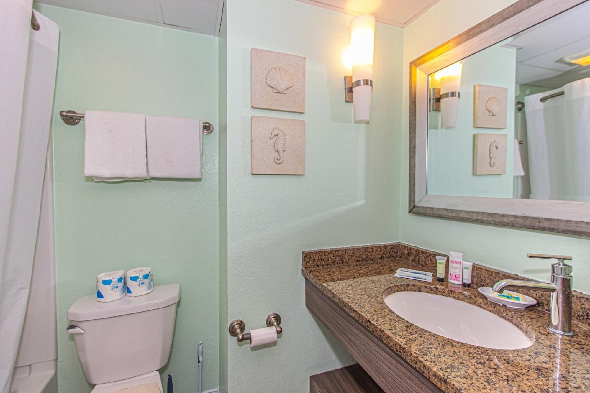 Oversized Ocean View Queen Suite With Beautiful Fireplace And Accents - Sleeps 4 Guests! Myrtle Beach Szoba fotó